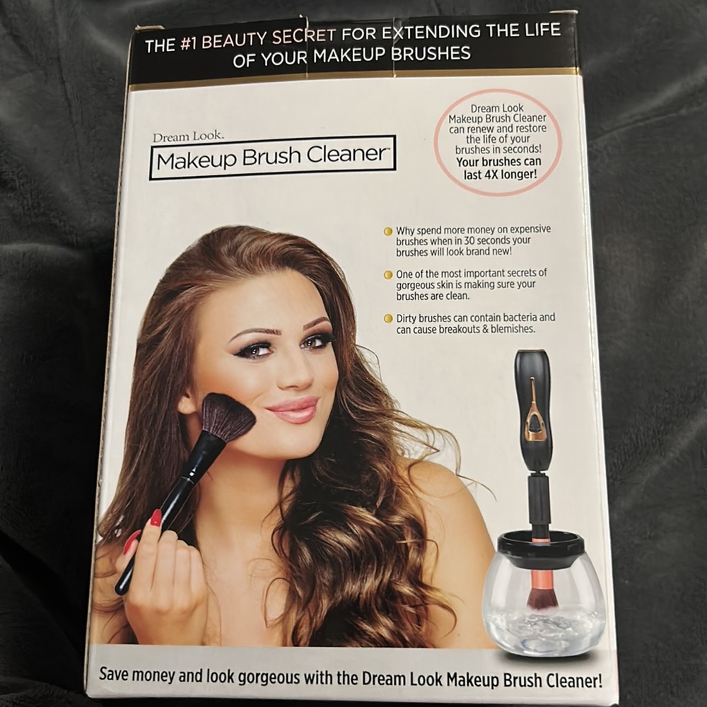 Makeup Brush Cleaner - Picture 3 of 6